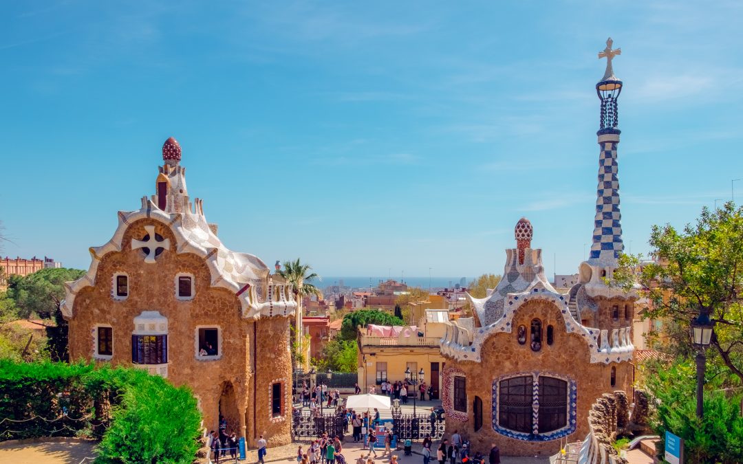 3 strange things about Park Guell